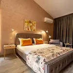 Club Stefvall Guest house